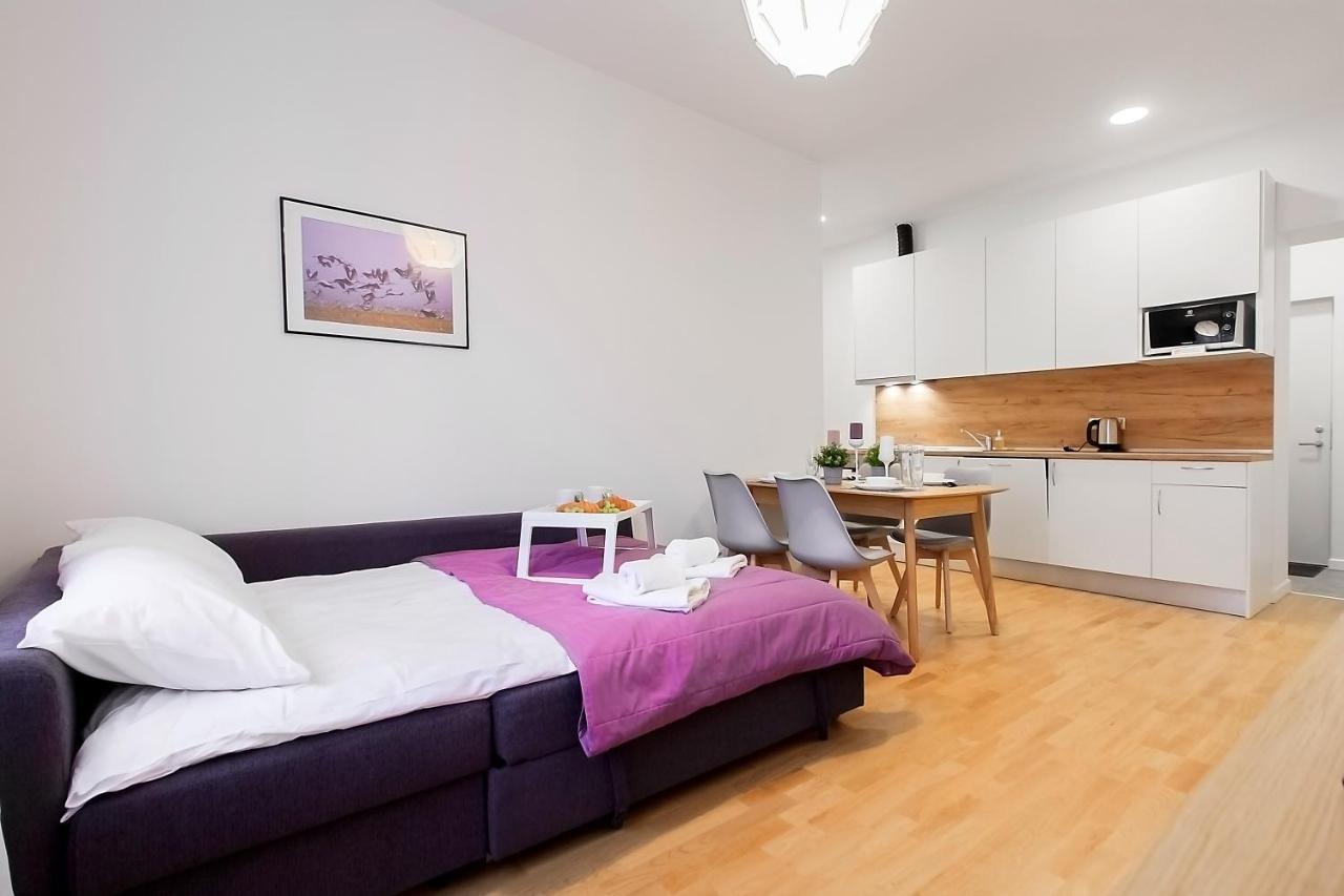 Residential Barona Apartments In Riga Centre Bagian luar foto