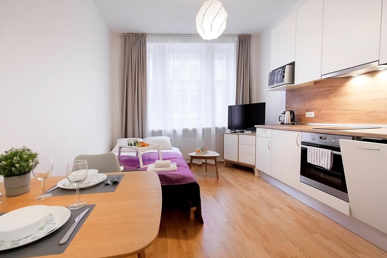 Residential Barona Apartments In Riga Centre Bagian luar foto